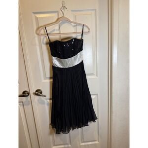 Betsey Johnson Black Sequin Satin Pleated Strapless‎ Formal Dress Size 4